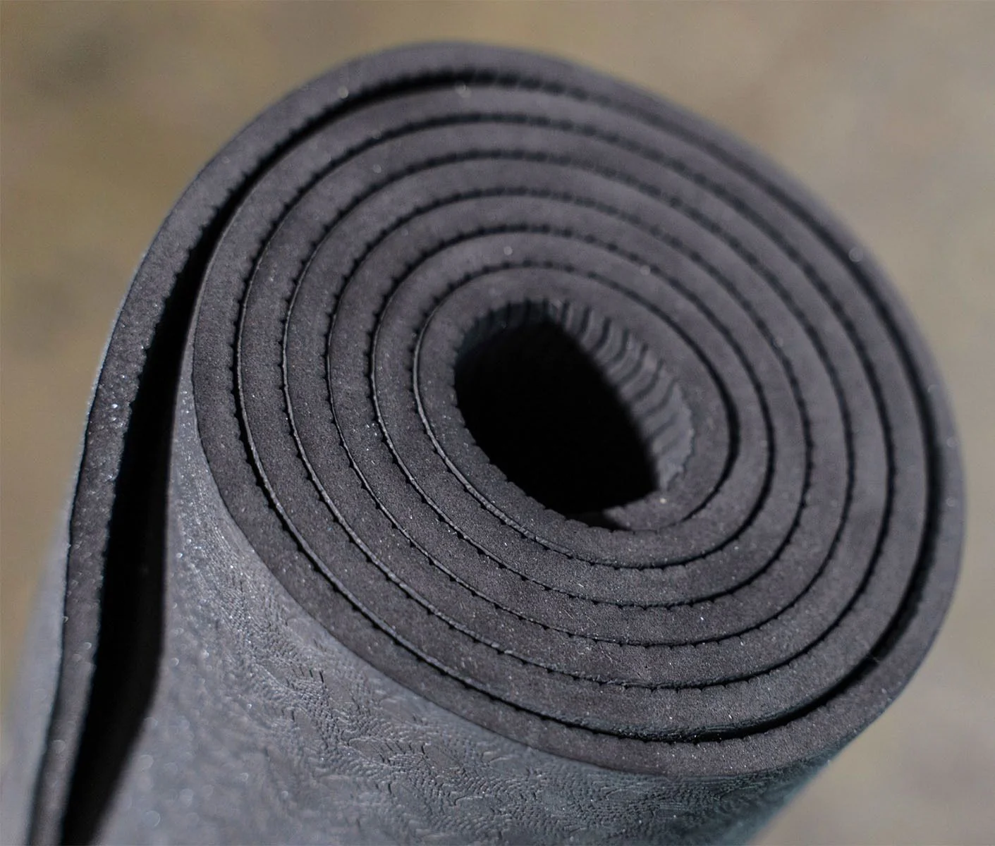 Armortech Commerical Yoga Fitness Mat - Black - Image 5
