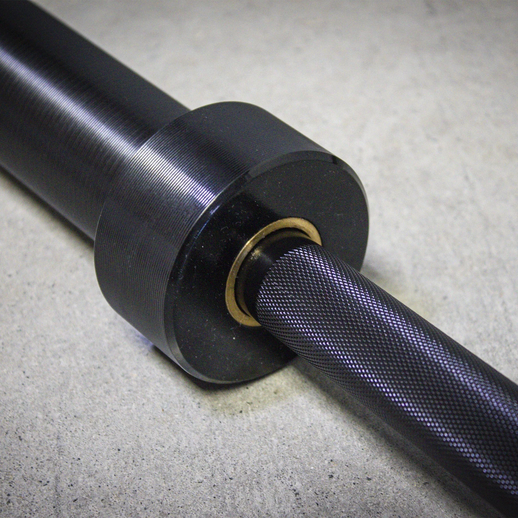 Armortech V2 7ft Men's Competition Barbell - Image 7