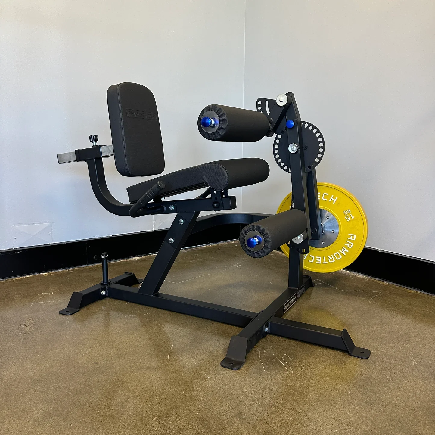 Armortech V2 Leg Extension / Leg Curl Machine - Image 5