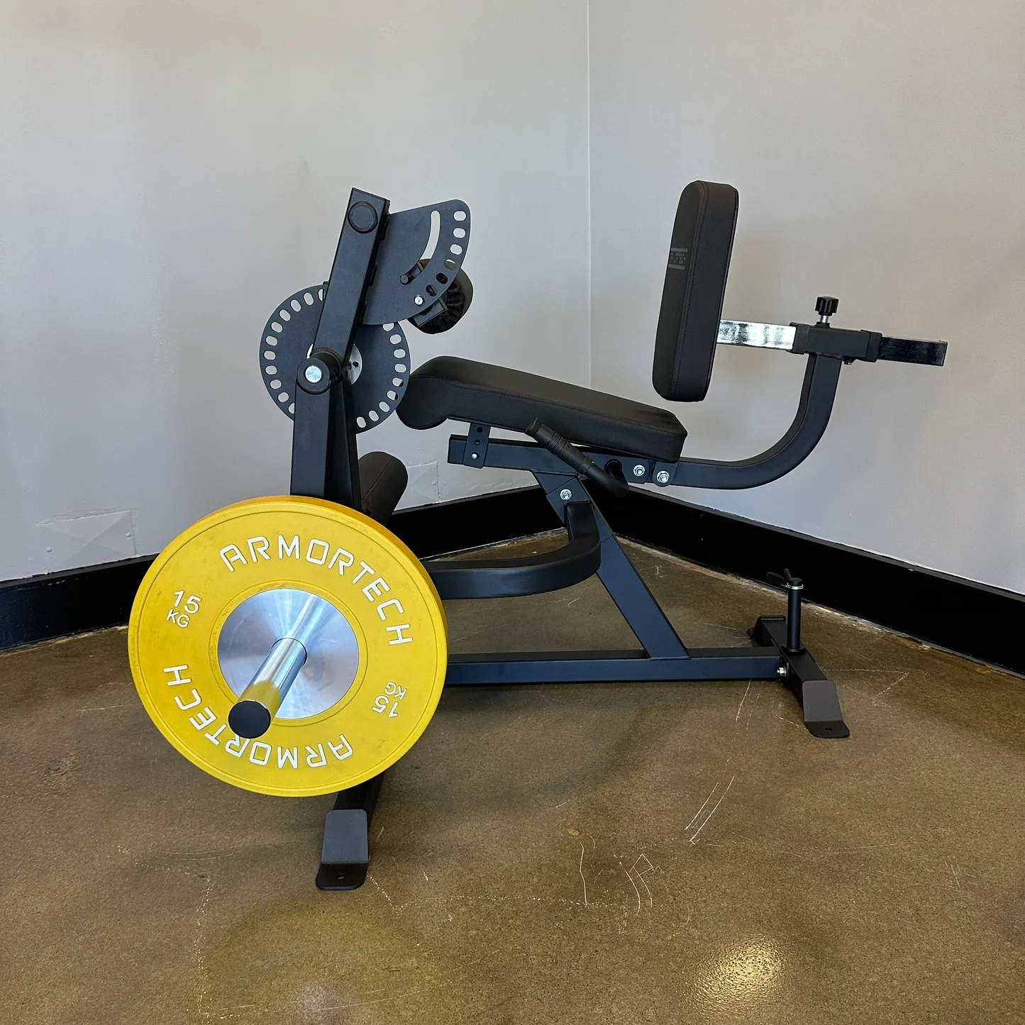 Armortech V2 Leg Extension / Leg Curl Machine - Image 7